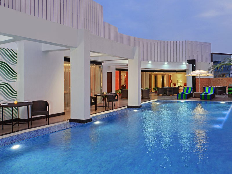 How much does it cost for a Swimming Pool construction in India ?